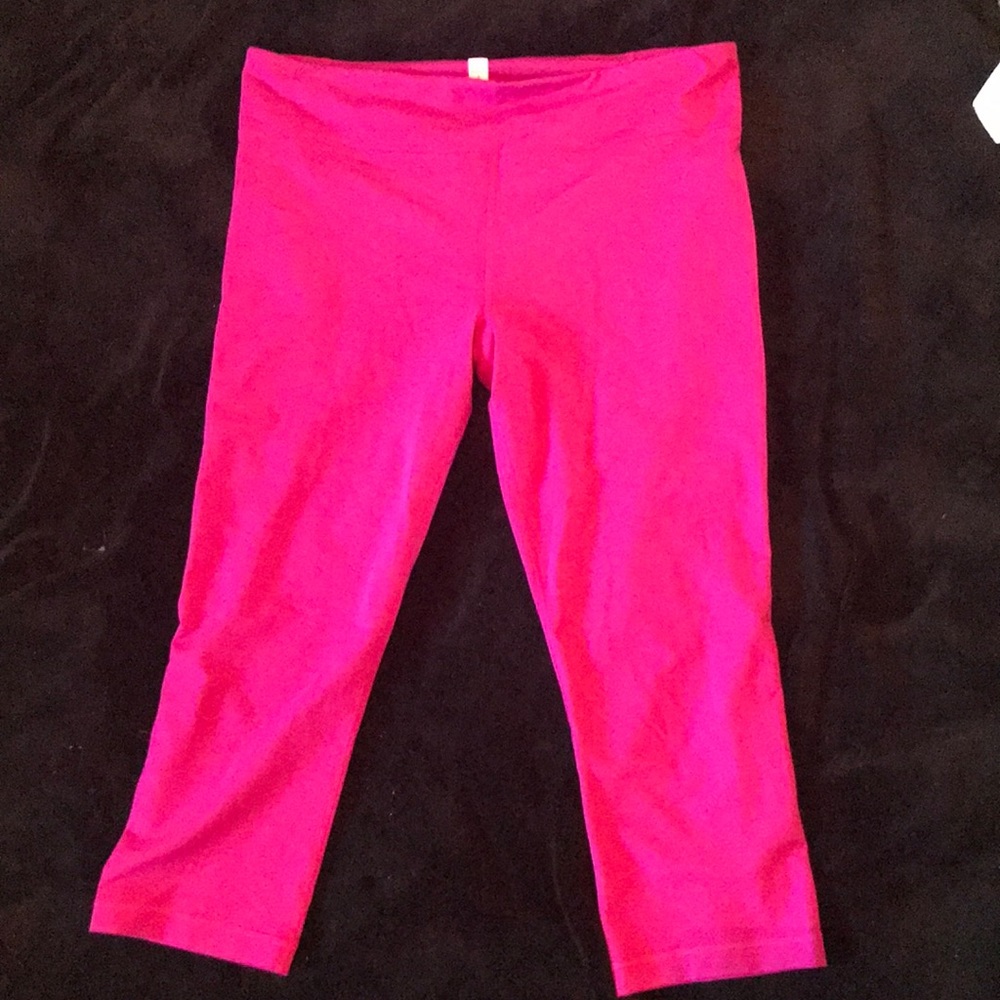 Under Armour all season leggings dark pink.